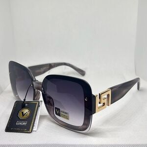 VG Women’s Sunglasses